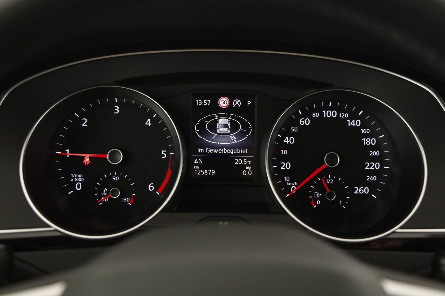 VW Passat Variant Business TDI DSG | Bild 11 von 23
