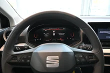 SEAT Ibiza Reference Edition 1.0 80PS in Nacht-Schwarz Metallic