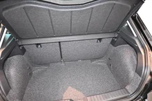 SEAT Ibiza Reference Edition 1.0 80PS in Nacht-Schwarz Metallic