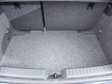 SEAT Ibiza Reference Edition 1.0 80PS in Magnet-Grau Metallic