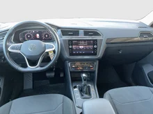 VW Tiguan Elegance eHybrid DSG in Nightschade Blue Metallic