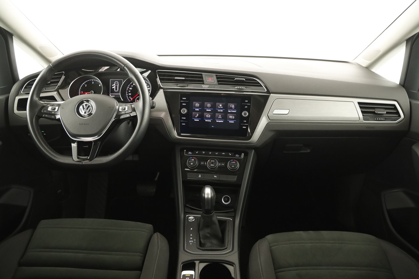 VW Touran Comfortline TDI SCR DSG | Bild 11 von 18