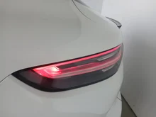 Porsche Cayenne E-Hybrid Coupé Platinum Edition in weiß