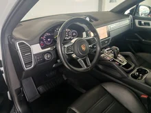 Porsche Cayenne E-Hybrid Coupé Platinum Edition in weiß