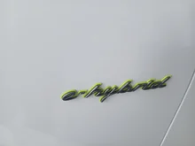Porsche Cayenne E-Hybrid Coupé Platinum Edition in weiß
