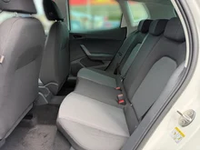 SEAT Arona Reference Edition 1.0 TSI in Candy-Weiß