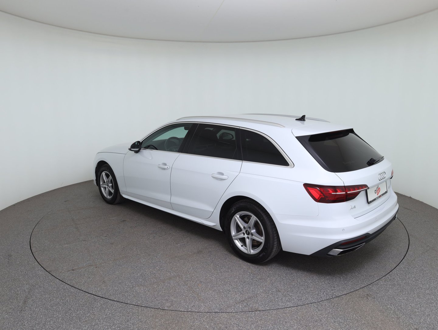 Audi A4 Avant 35 TDI | Bild 7 von 40