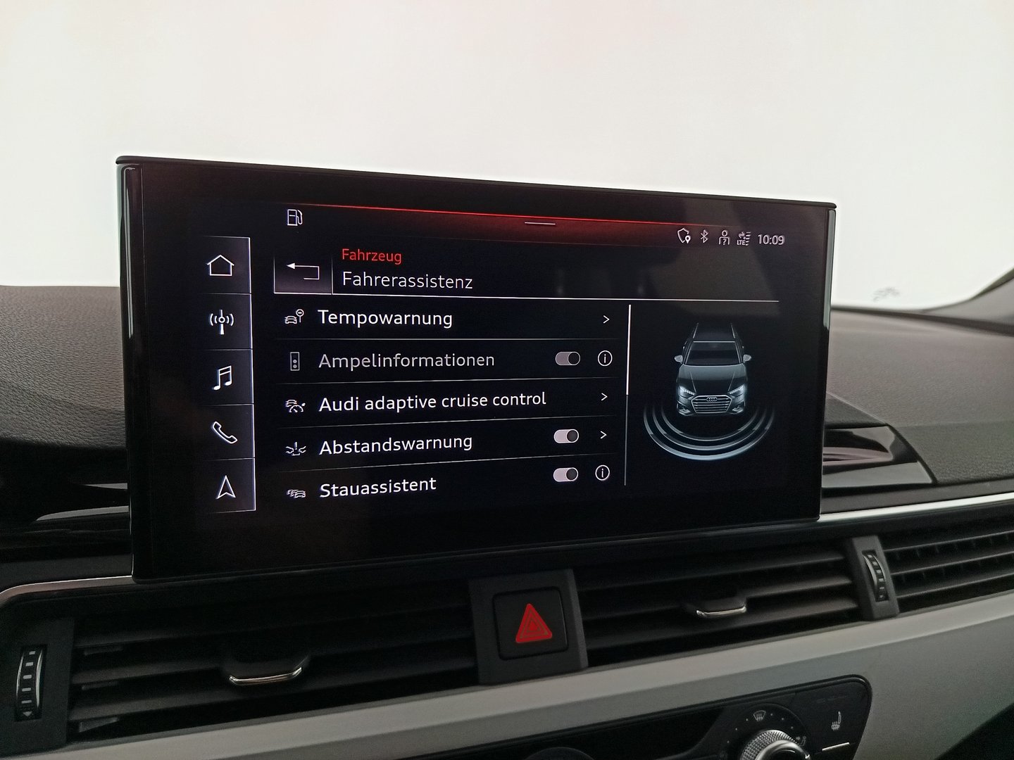 Audi A4 Avant 35 TDI | Bild 26 von 40