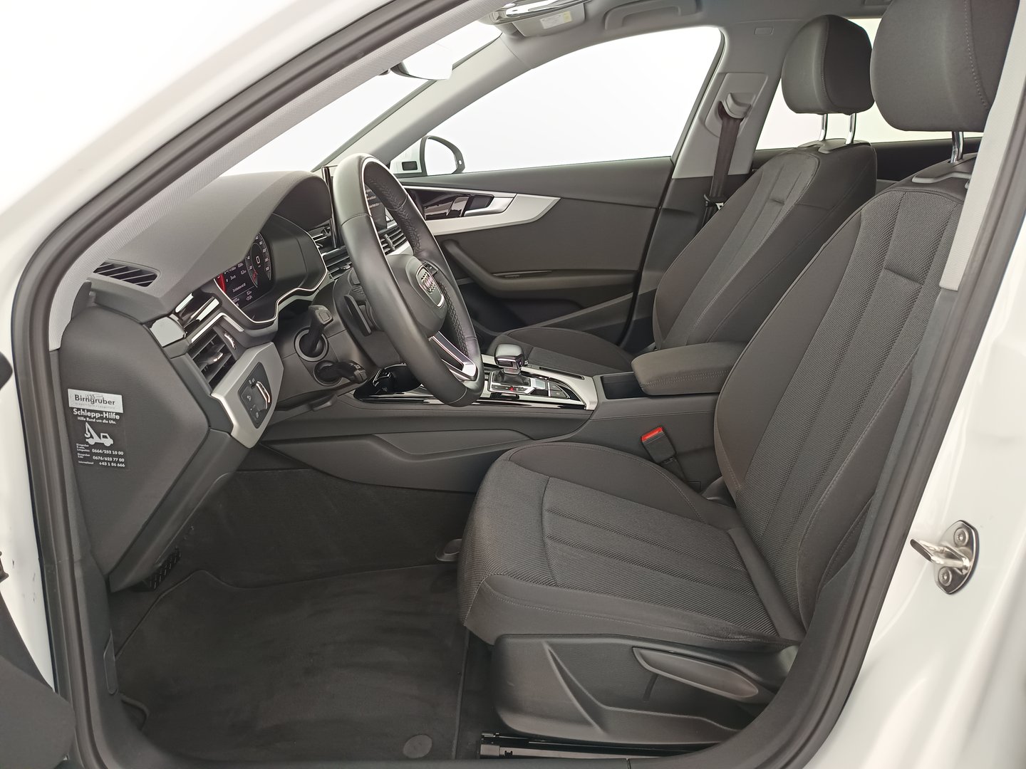 Audi A4 Avant 35 TDI | Bild 13 von 40