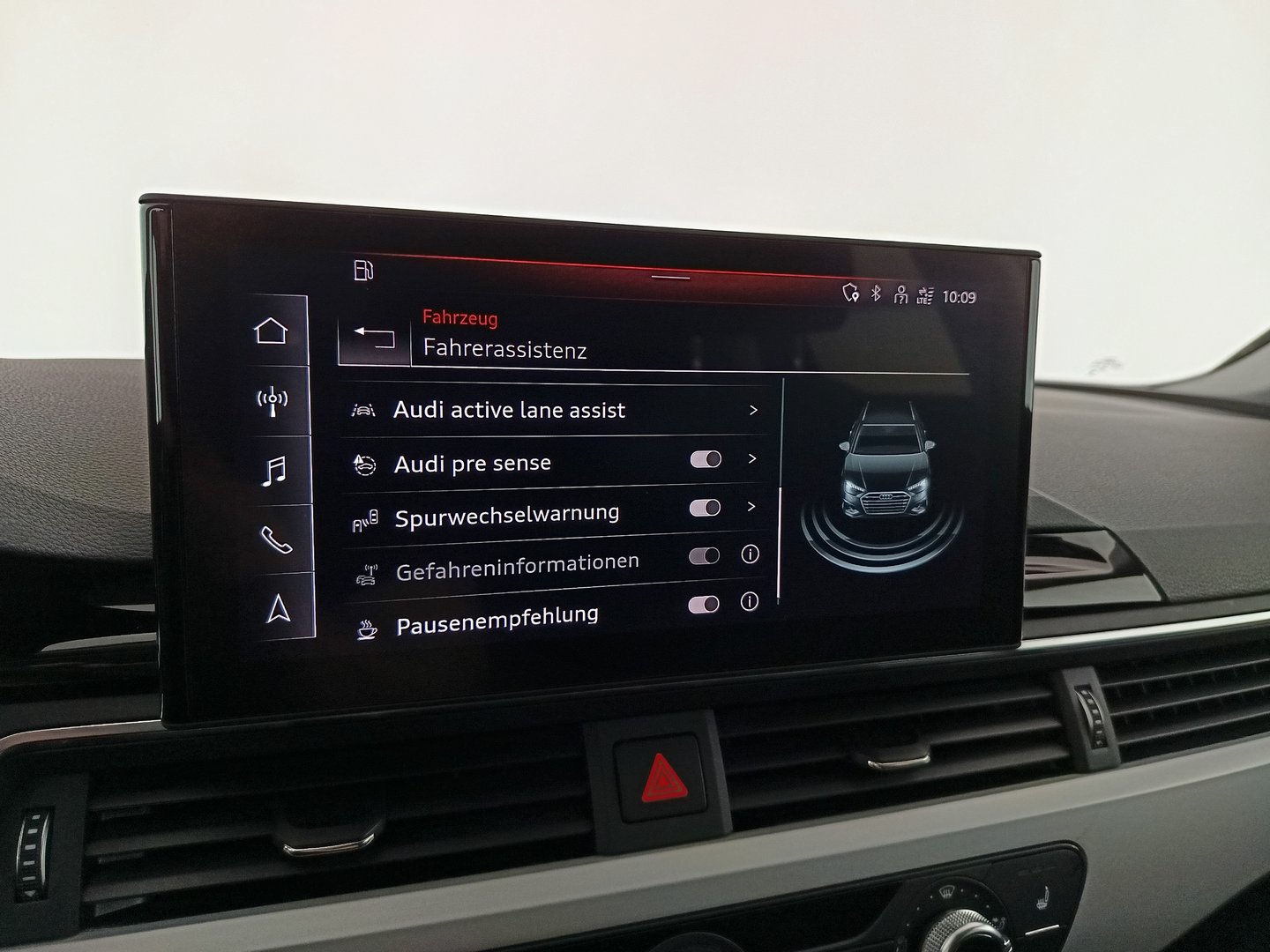 Audi A4 Avant 35 TDI | Bild 27 von 40