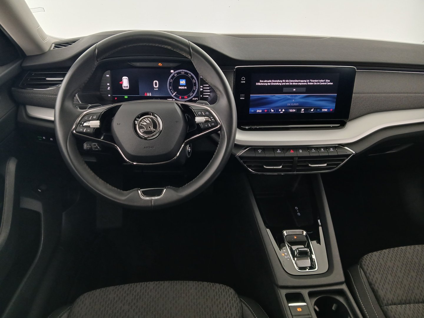 Škoda OCTAVIA Combi Premium TDI DSG | Bild 14 von 31