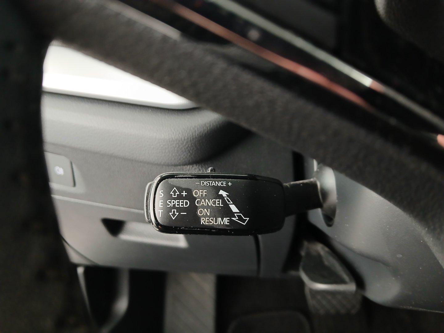 Škoda OCTAVIA Combi Premium TDI DSG | Bild 18 von 31