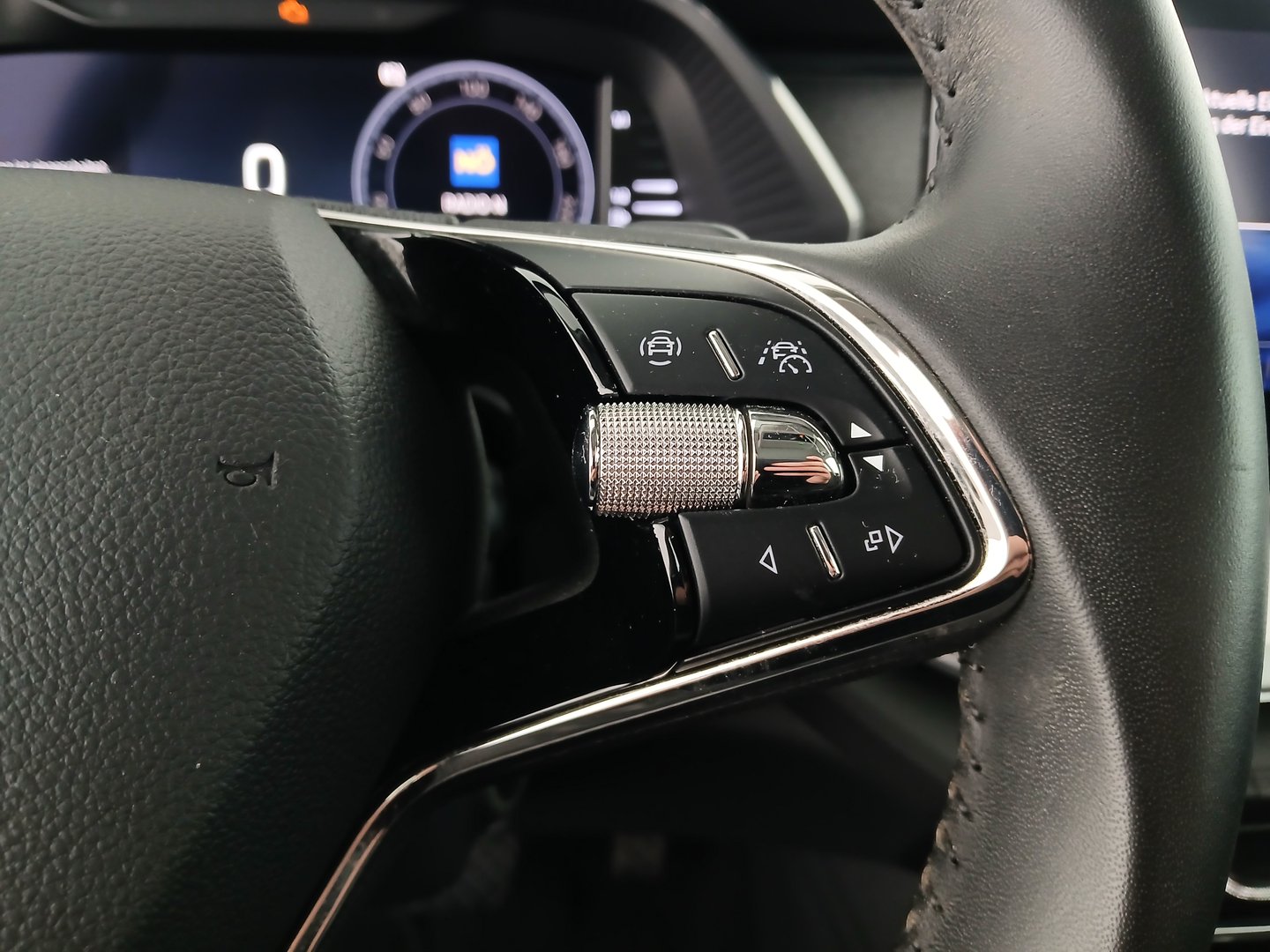Škoda OCTAVIA Combi Premium TDI DSG | Bild 17 von 31