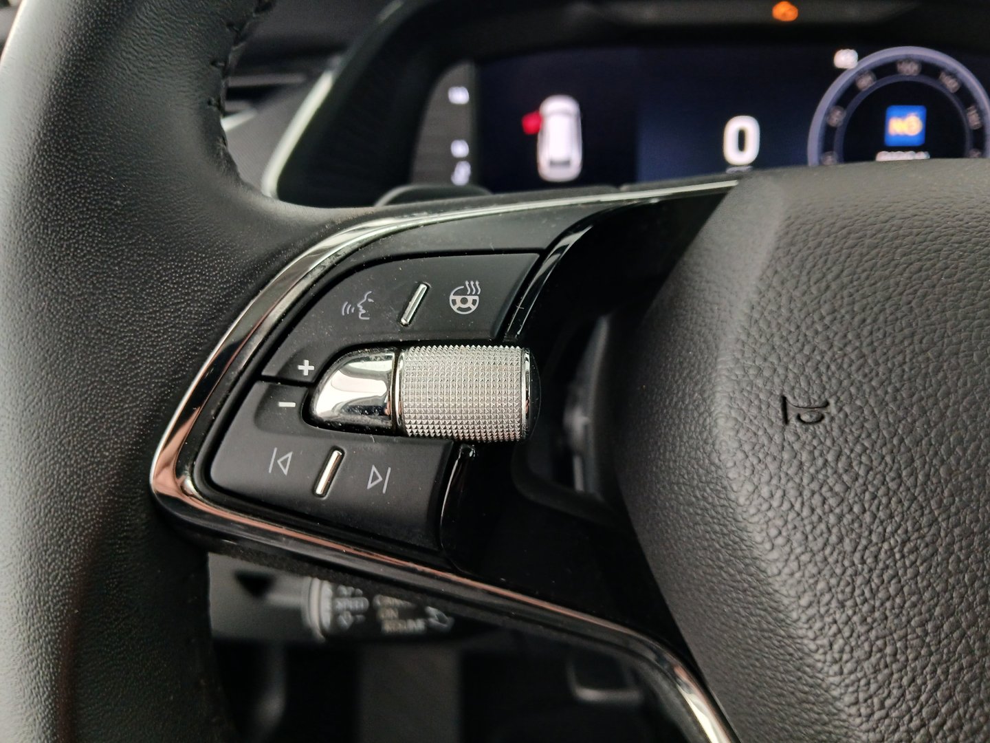 Škoda OCTAVIA Combi Premium TDI DSG | Bild 16 von 31