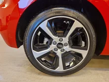 Thumbnail-Foto von Fahrzeug