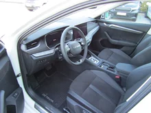 Škoda Octavia Combi Selection TDI DSG in Alaska-Weiß