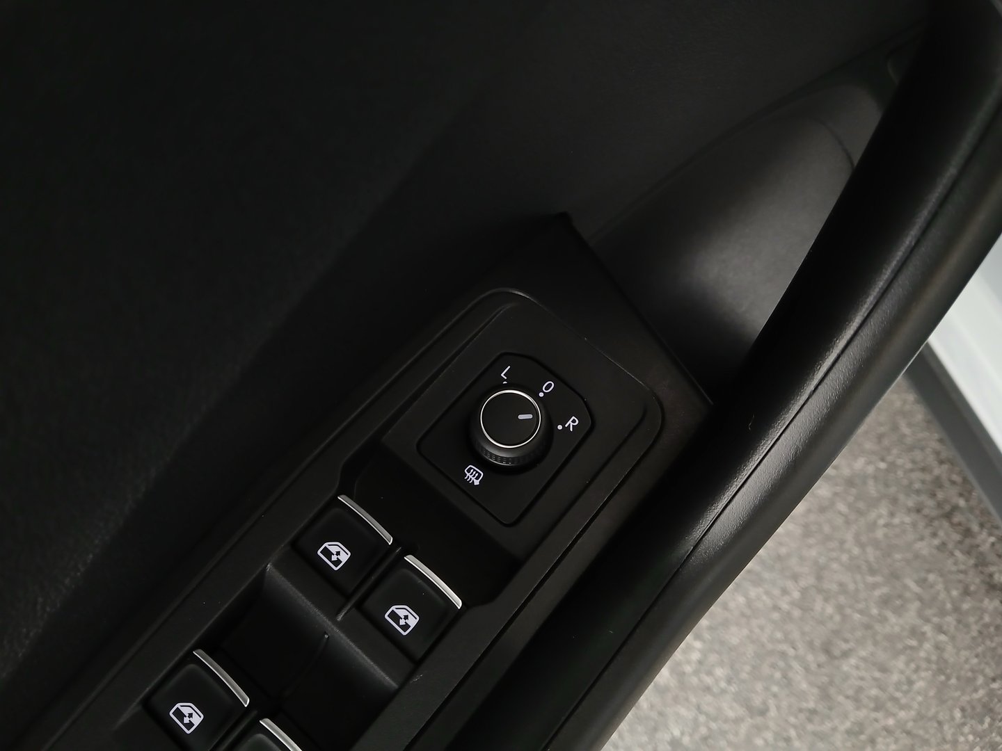 VW T-Roc Sport TSI ACT OPF | Bild 11 von 30