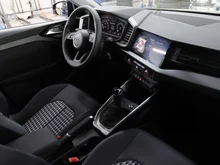 Thumbnail-Foto von Fahrzeug