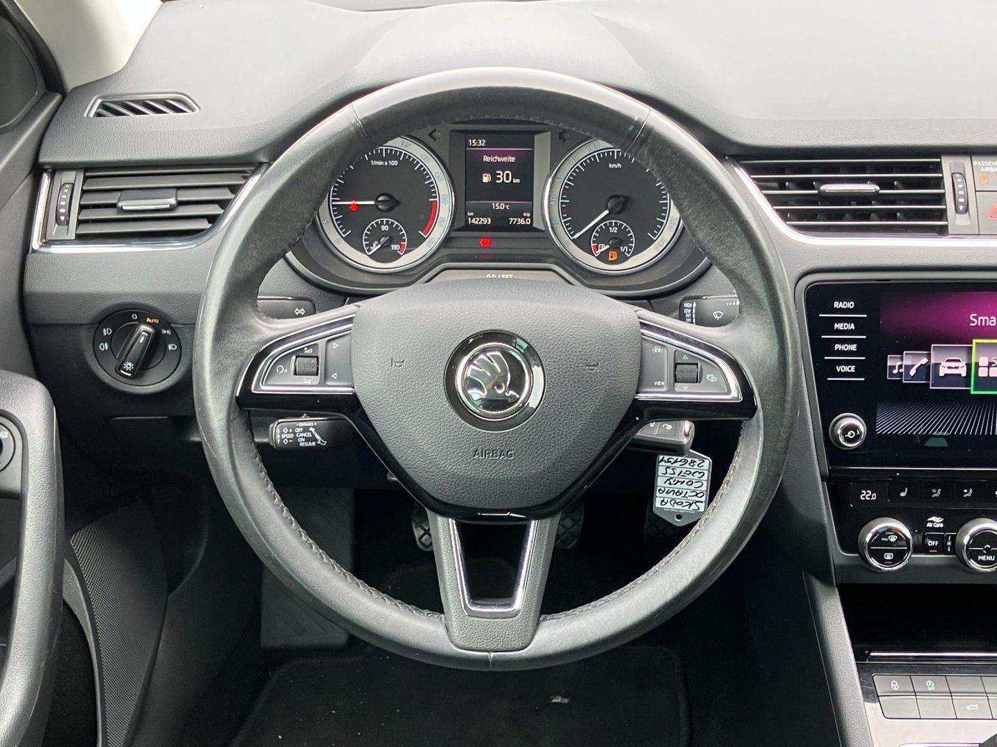 Škoda OCTAVIA Combi Style Limited TDI | Bild 9 von 17