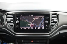 VW T-Roc Design TSI ACT DSG in White Silver Metallic Dach Schwarz