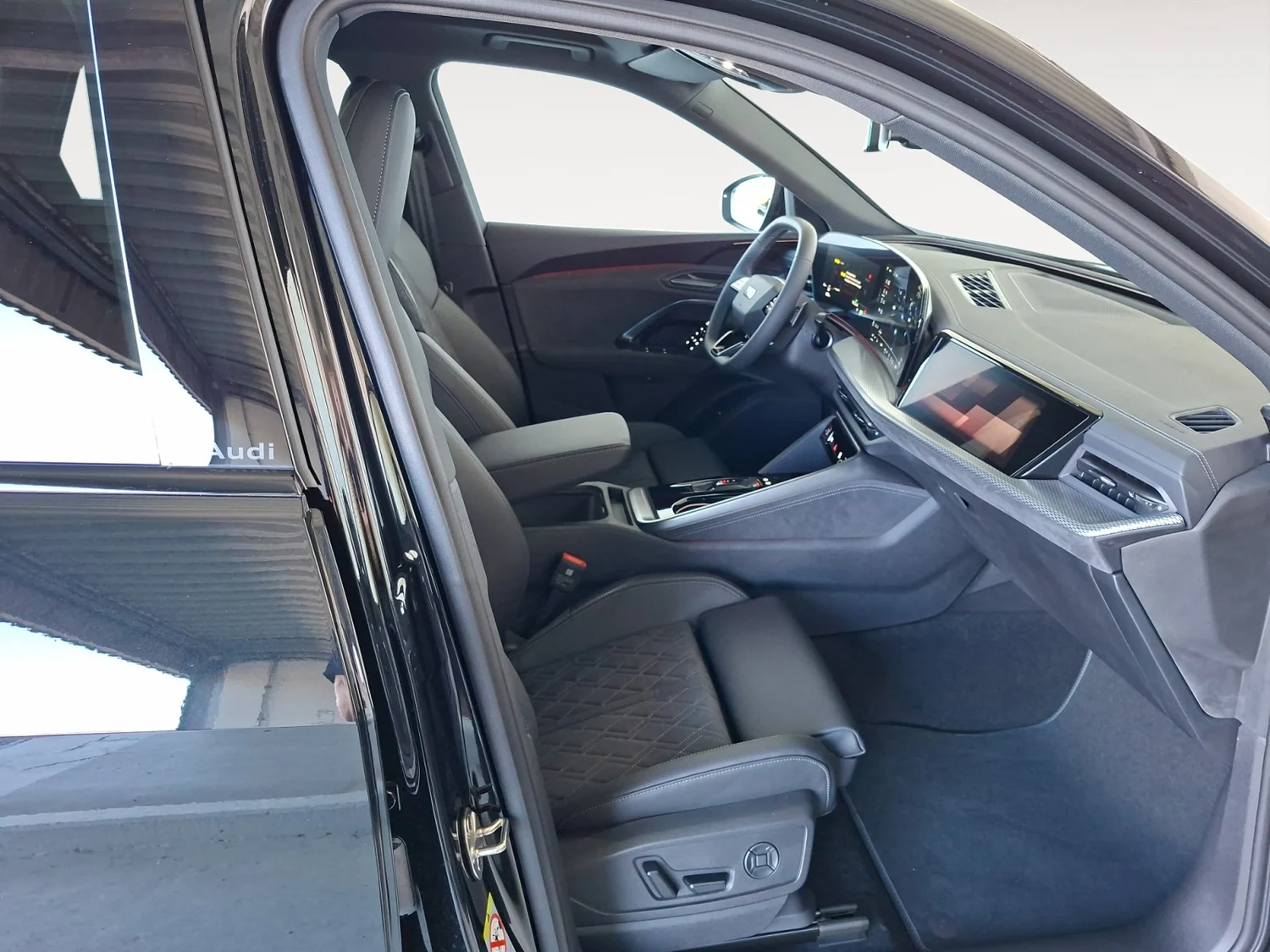Bild eines Audi Q5 SUV TDI quattro 150 kW