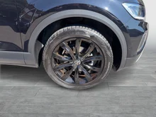 VW T-Roc Life TSI in Deep Black Perlef.