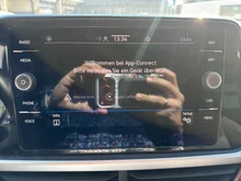 VW T-Roc Life TSI in Deep Black Perlef.