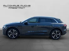 Audi Q8 50 e-tron quattro business in Manhattangrau Metallic