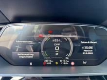 Audi Q8 50 e-tron quattro business in Manhattangrau Metallic