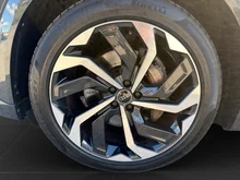 Audi Q8 50 e-tron quattro business in Manhattangrau Metallic