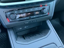 SEAT Arona Style 1.0 TSI in Candy-Weiß Dach Nacht-Schwarz