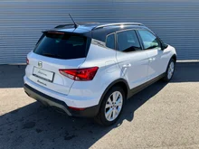 SEAT Arona Style 1.0 TSI in Candy-Weiß Dach Nacht-Schwarz