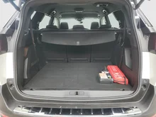 Peugeot 5008 BlueHDI 130 EAT8 GT in weiß