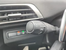 Peugeot 5008 BlueHDI 130 EAT8 GT in weiß