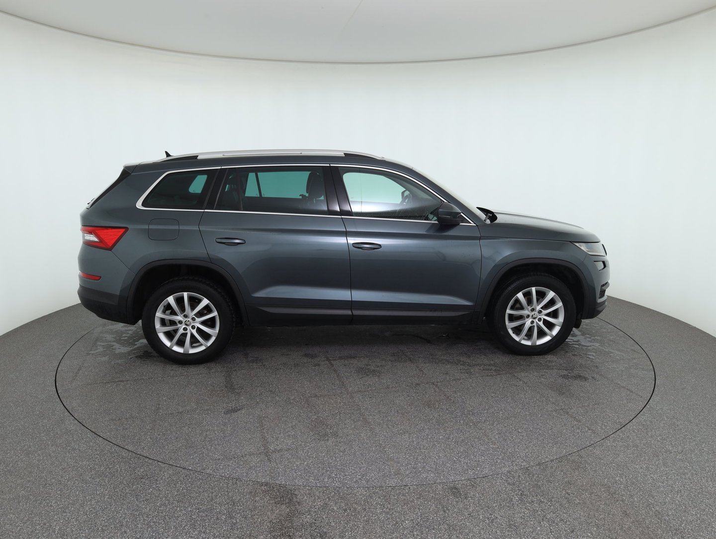 Škoda KODIAQ 7-Sitzer Style Ltd TDI DSG | Bild 4 von 34