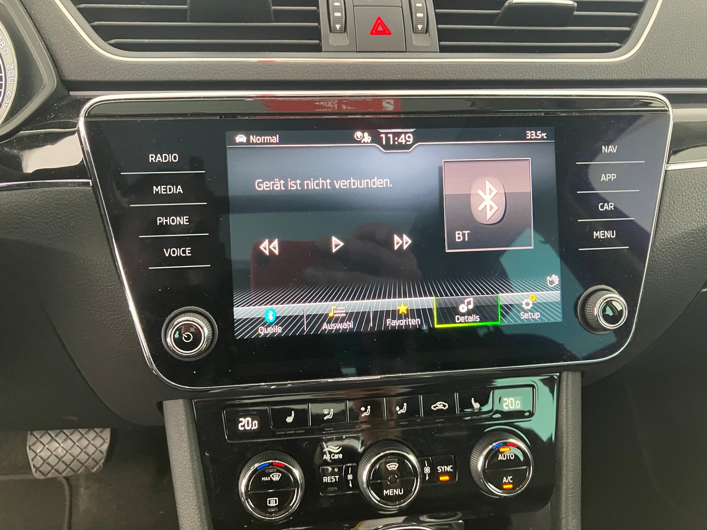 Škoda SUPERB Combi L&K TDI DSG | Bild 8 von 15