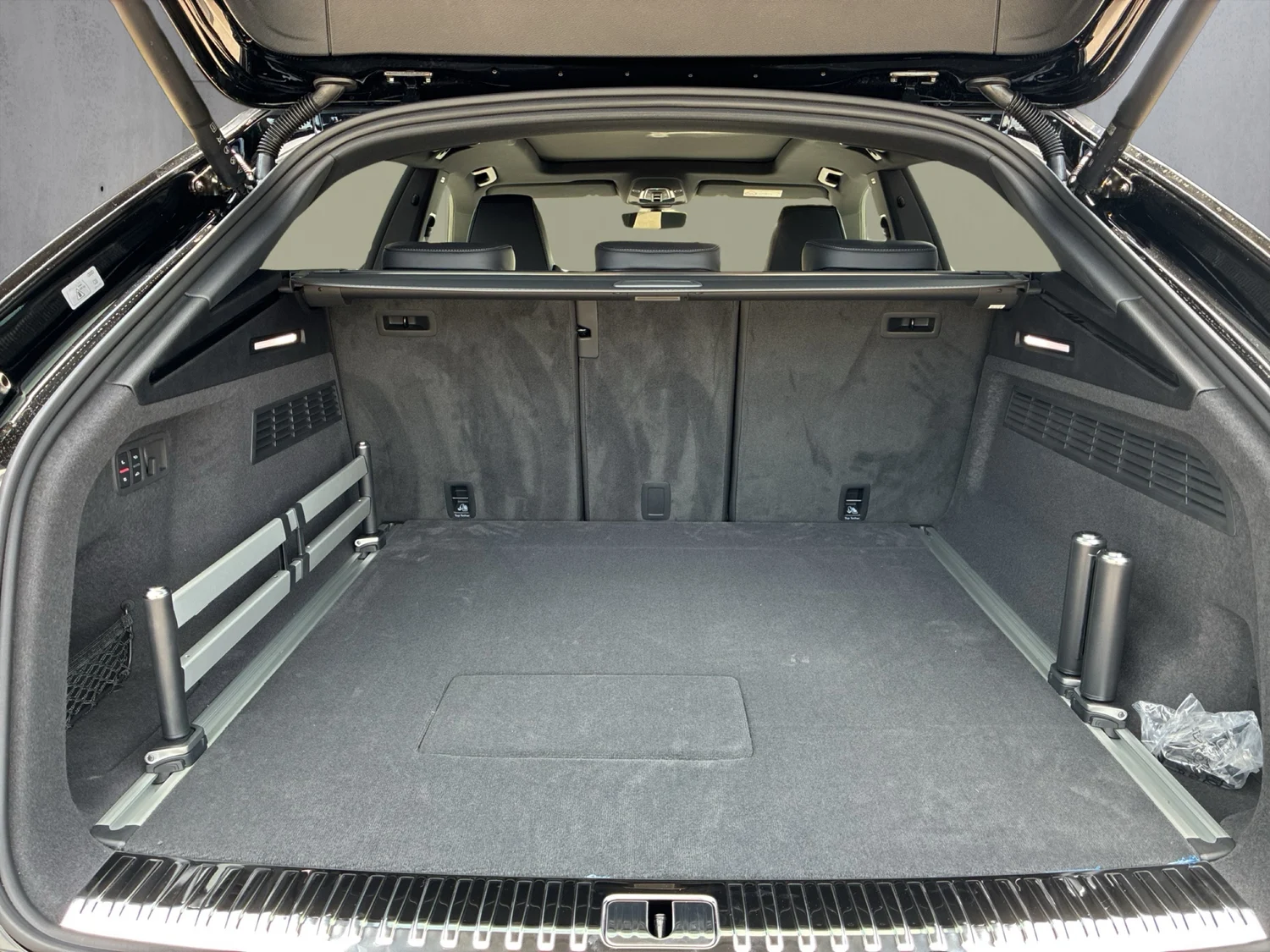 Bild eines Audi Q8 TFSI e quattro 360 kW