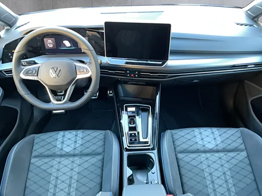 Bild eines VW Golf Sport TSI 4MOTION DSG