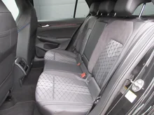 VW Golf Sport mHEV TSI DSG in Grenadillschwarz Metallic