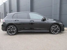 VW Golf Sport mHEV TSI DSG in Grenadillschwarz Metallic