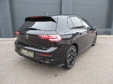 VW Golf Sport mHEV TSI DSG in Grenadillschwarz Metallic