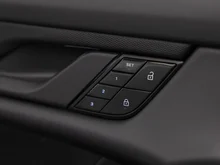 Porsche Taycan Plus in weiss - normal