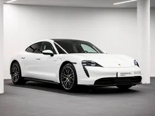 Porsche Taycan Plus in weiss - normal