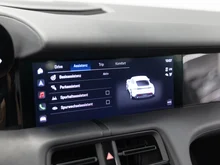 Porsche Taycan Plus in weiss - normal