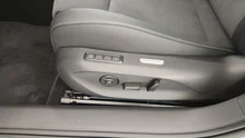 VW Passat Variant Business eHybrid 150kW in Pure White