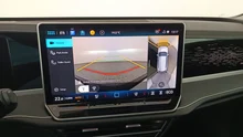 VW Passat Variant Business eHybrid 150kW in Pure White