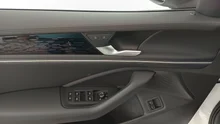 VW Passat Variant Business eHybrid 150kW in Pure White