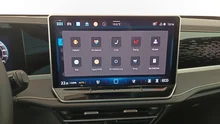 VW Passat Variant Business eHybrid 150kW in Pure White