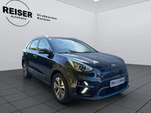 KIA Niro Silber e-Niro in dunkelblau - metallic