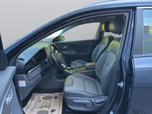 KIA Niro Silber e-Niro in dunkelblau - metallic
